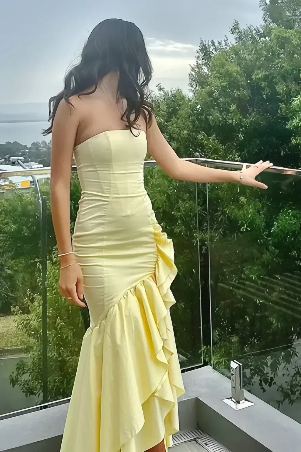 Stunning Sheath Strapless Yellow Long Prom Dress with Ruffles