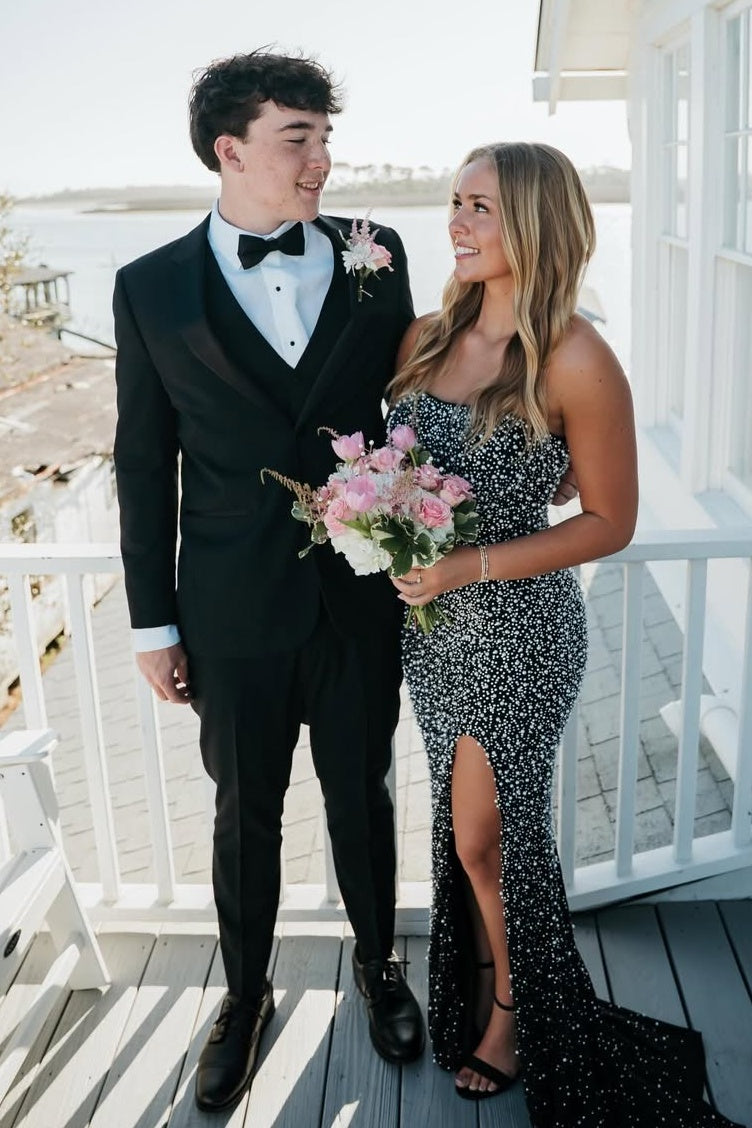 Stunning Mermaid Strapless Black Long Prom Dress with Pearls