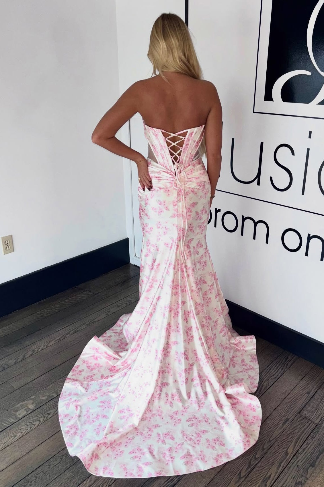 Stylish Mermaid Sweetheart Pink Floral Printed Long Prom Dress with Slit