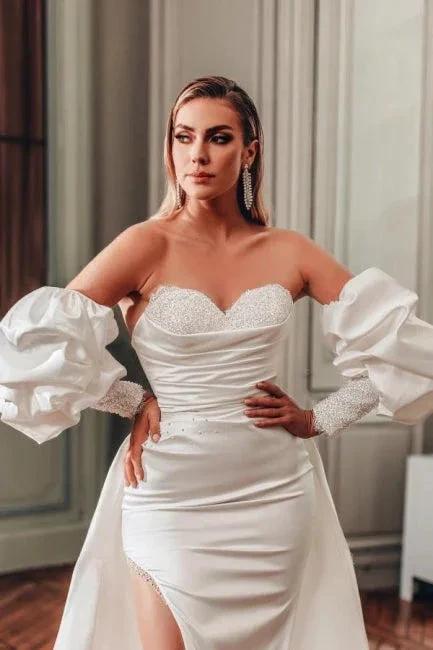 Sweetheart A-Line Split Front Stain Long Sleeve Wedding Dresses with Ruffles (ZD15727)