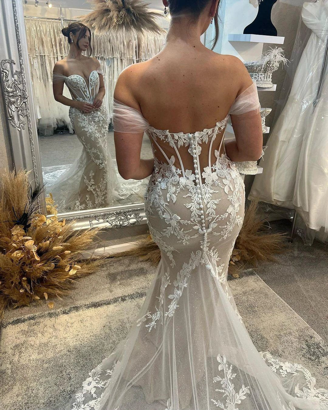 Sweetheart Long Mermaid Off-the-shoulder Glitter Appliques Wedding Dress (ZD15664)
