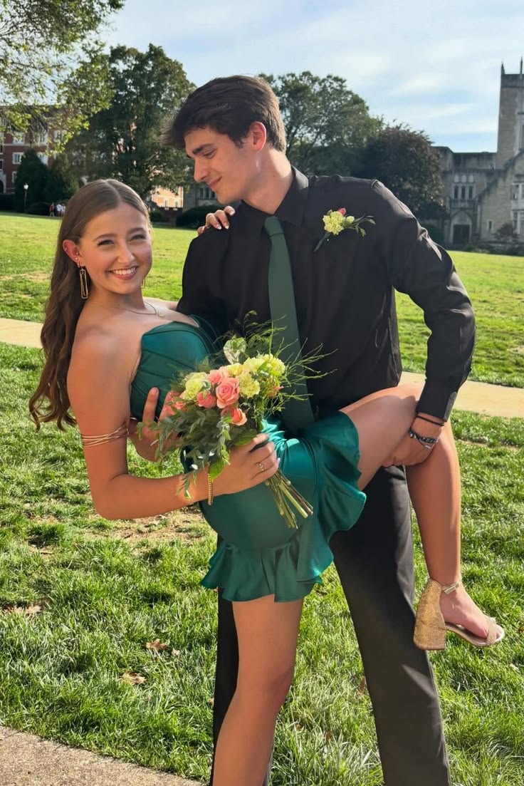 Sweetheart Emerald Green Satin Ruffled Homecoming Dress