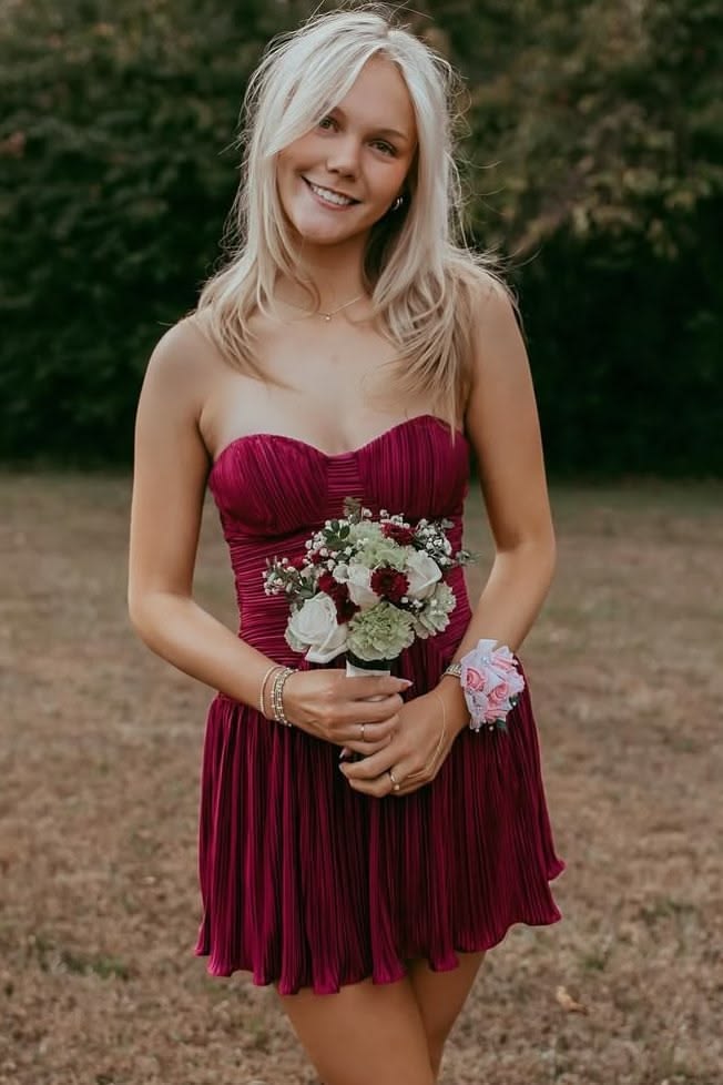 Sweetheart Pleated Burgundy Homecoming Dress