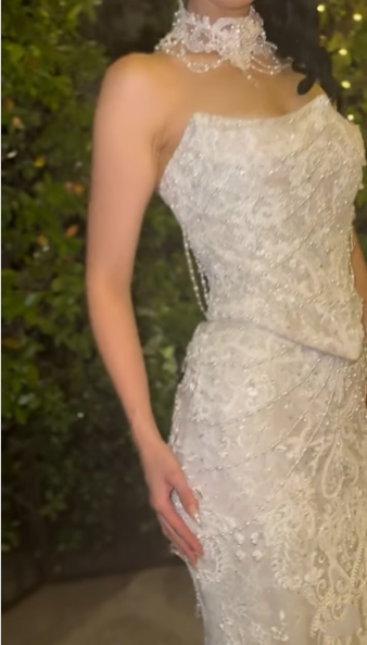 Gorgeous Strapless White Tulle Lace Beaded Mermaid Long Wedding Dress