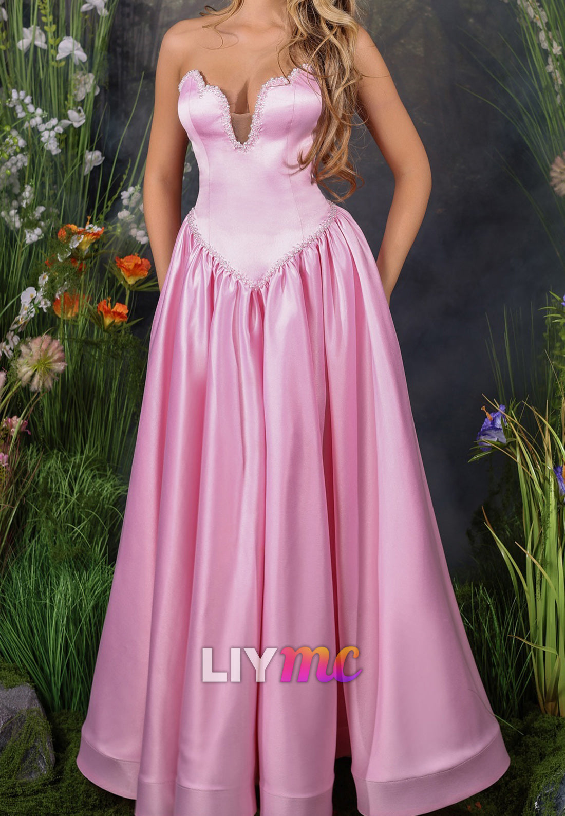 V-Neck Strapless Pleated Party Dress A-Line Prom Dress