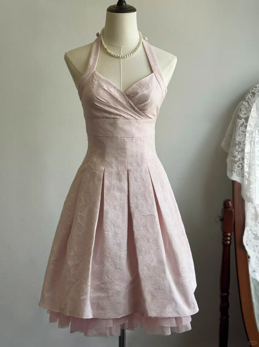 Pretty Pink Halter V Neck Satin Birthday Outfits Short Homecoming Dress