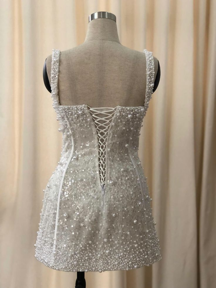 Gorgeous White Lace Pearls Beaded Short 18th Birthday Outfits Formal Graduation Homecoming Dress S905