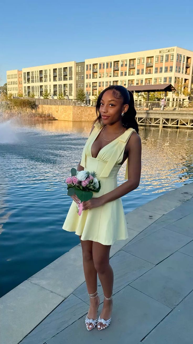 V-Neck Yellow A-Line Homecoming Dress With Bow Knot Straps