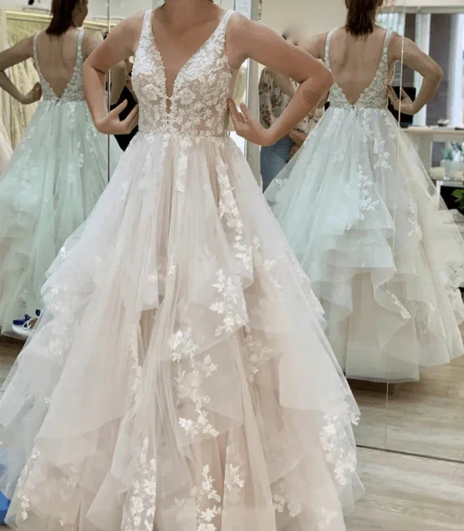 V Neckline Tired Tulle A-line Lace Wedding Dress Floor Length (ZD16357)