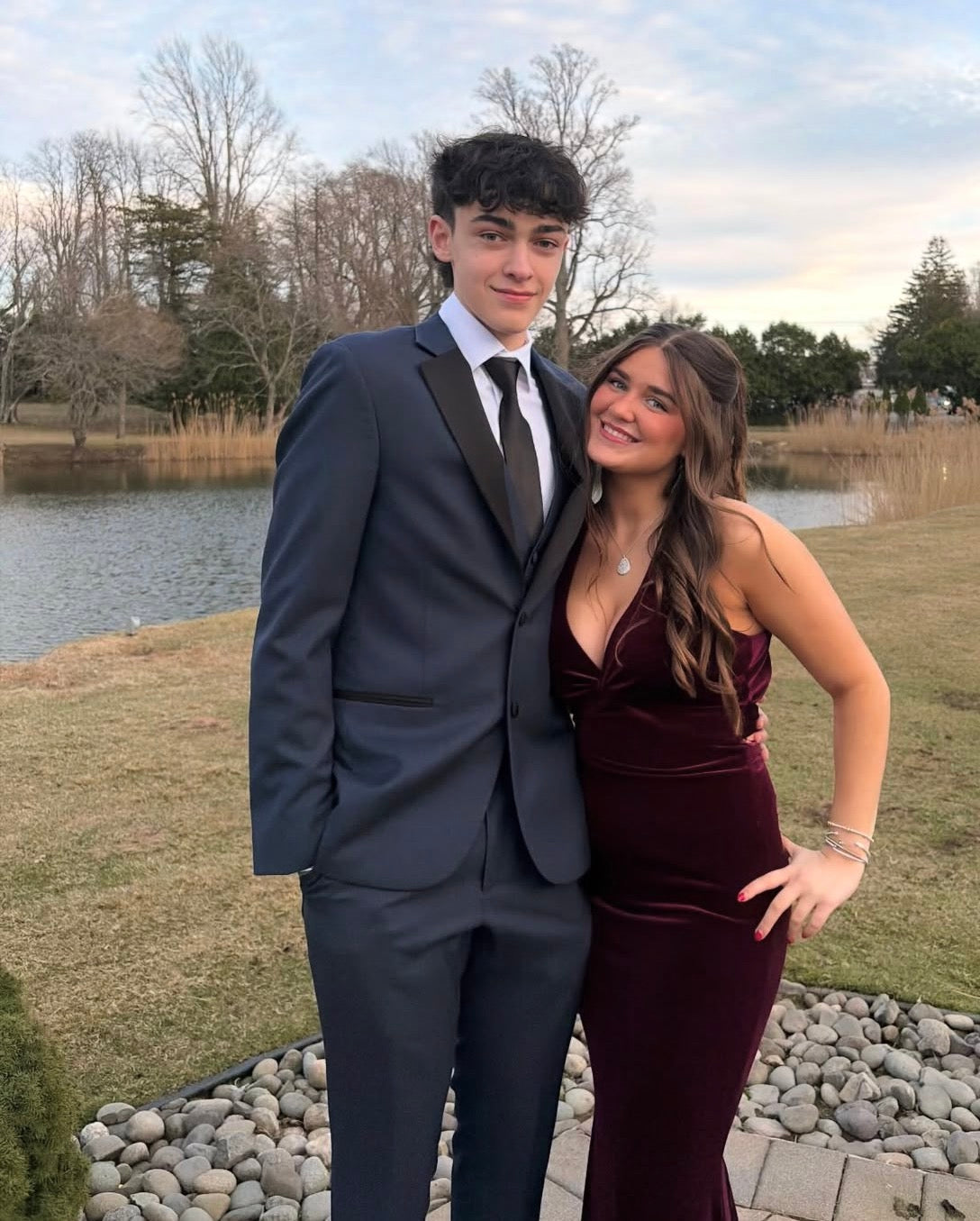 V-Neck Burgundy Velvet Prom Dress Open Back Evening Dress