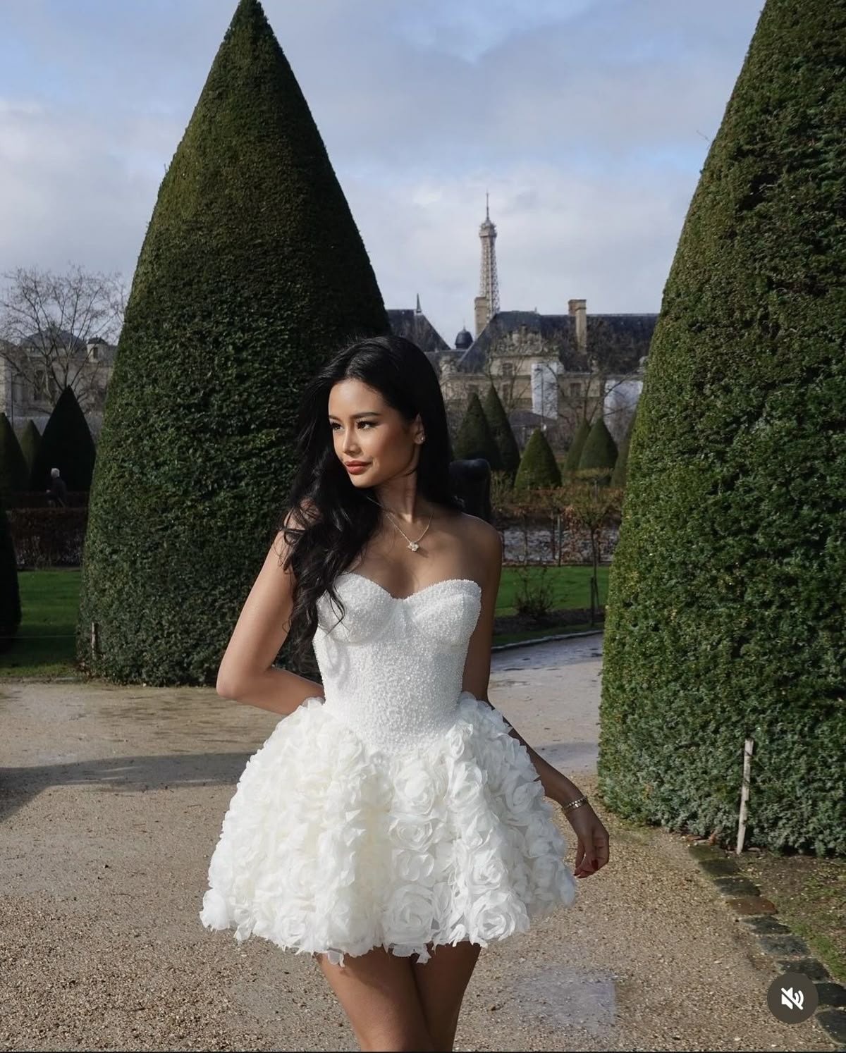 Classy Sweetheart Neck White Sequin Tulle Rose Flowers A-Line Short Birthday Outfits Formal Homecoming Dress - FashionDia