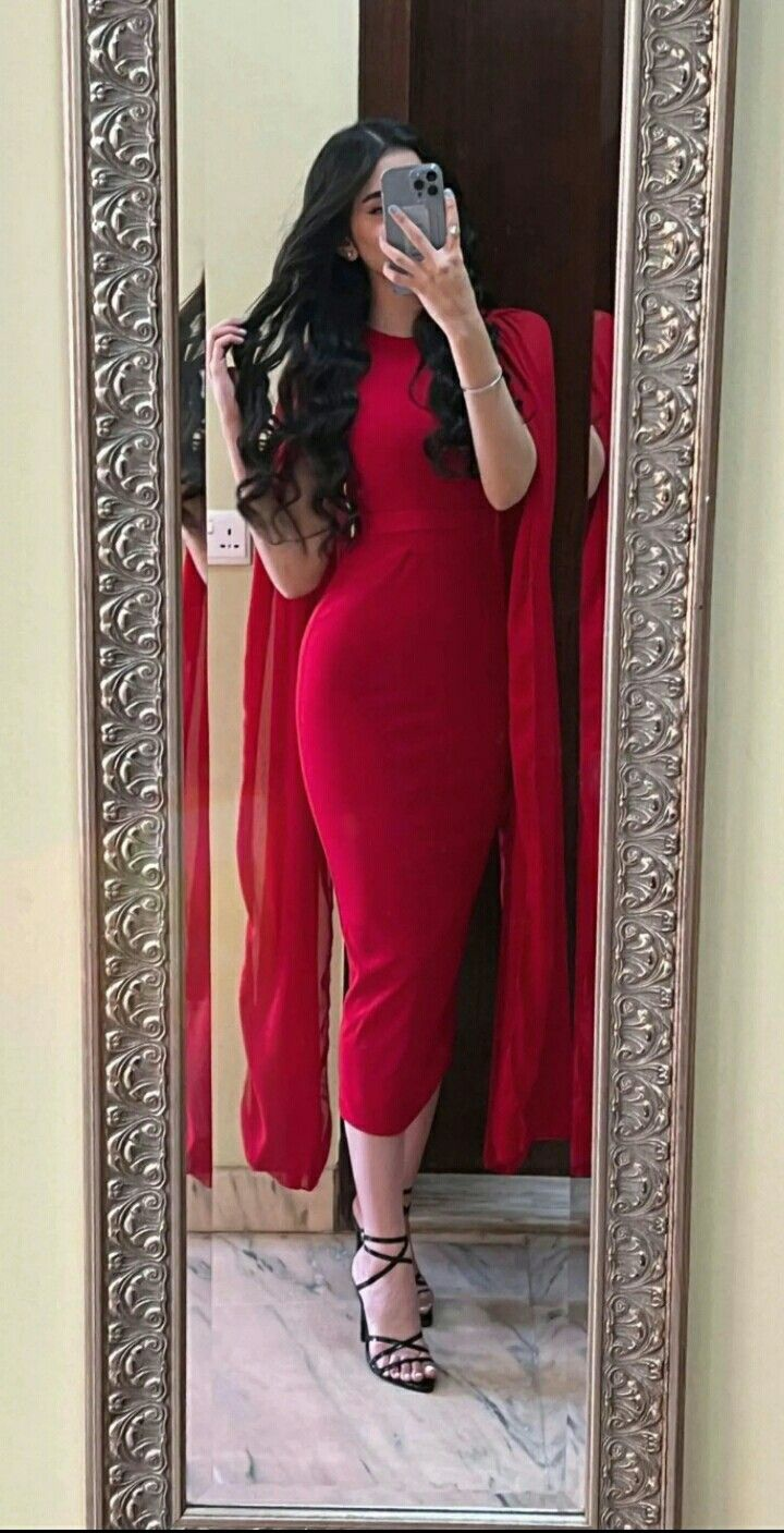 New Fashion Casual Round Neck Cape Sleeves Elegant Zipper High Waisted Pencil Prom Dress