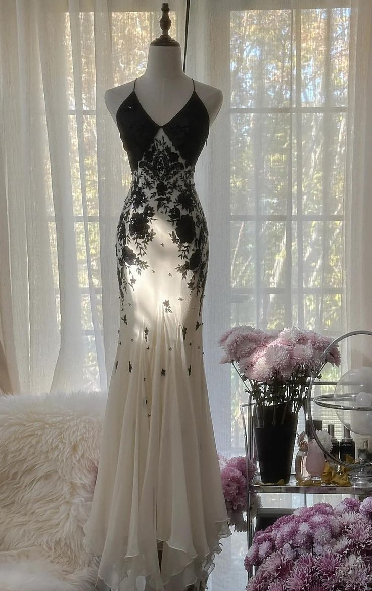 Ivory Mermaid Chiffon Appliques Beaded Prom Dress Spaghetti Strap Party Gown