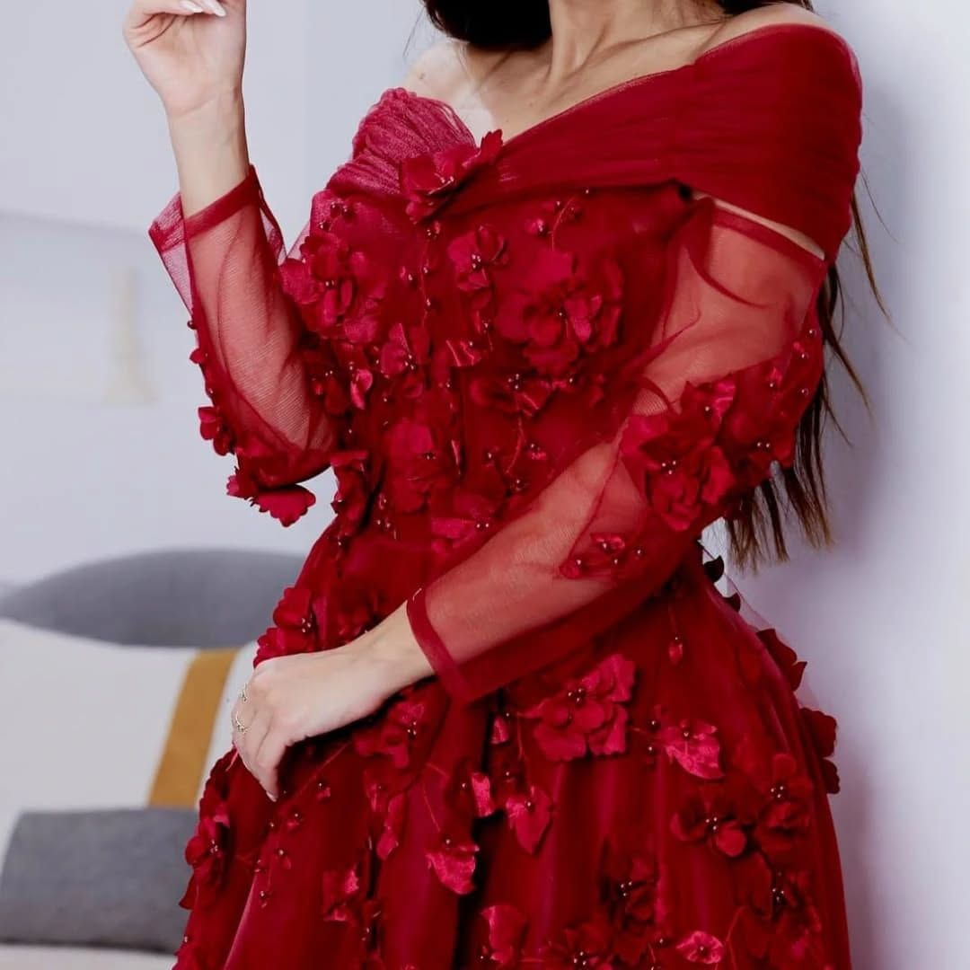 Pretty Off-the-Shoulder Ball Gown Red Organza Appliques Long Party Dress Birthday Outfits - View 4 | FashionDia