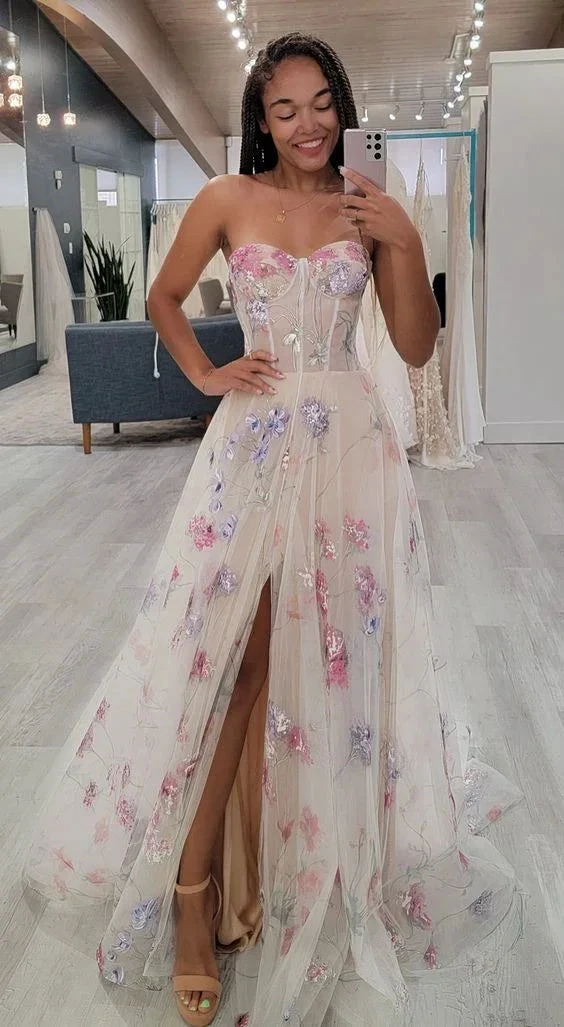 strapless a-line wedding dress with floral Y6970 by simplepromdress