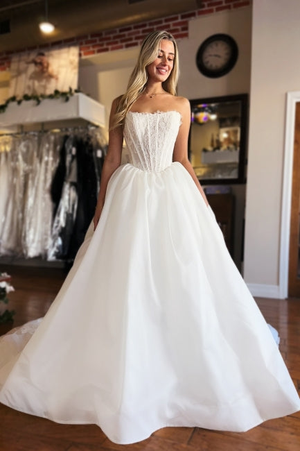 White Wedding Dress Strapless A Line Sleeveless Floor Length Ball Gown Bridal Gown With Lace Bowknot