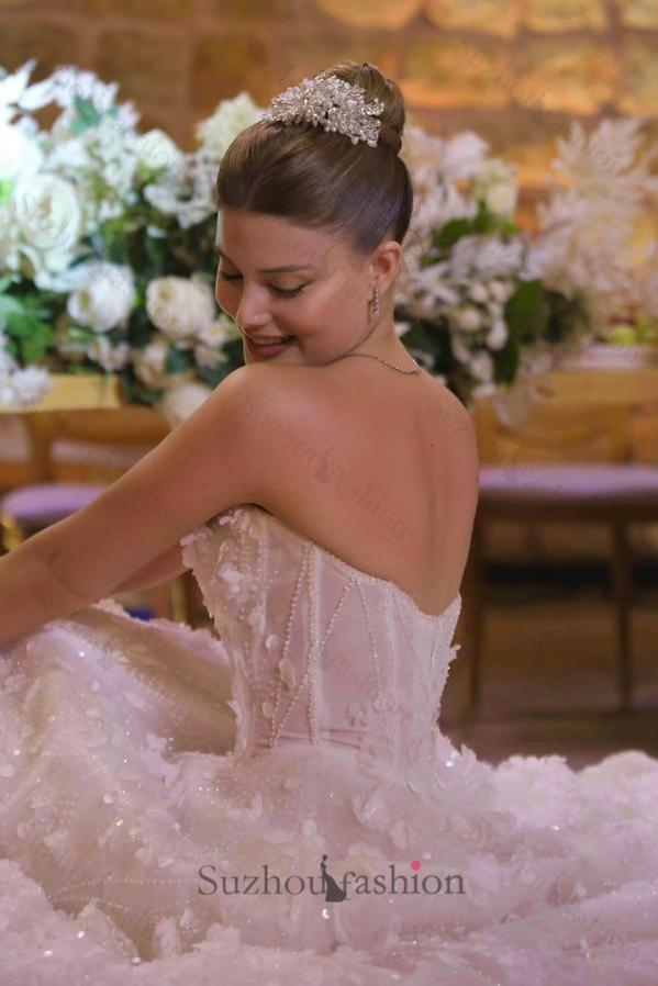 White Wedding Dress Sweetheart Off The Shoulder Sleeveless Sequined Beaded Ball Gown Long Tulle Bridal Gown With Pearls And Appliques