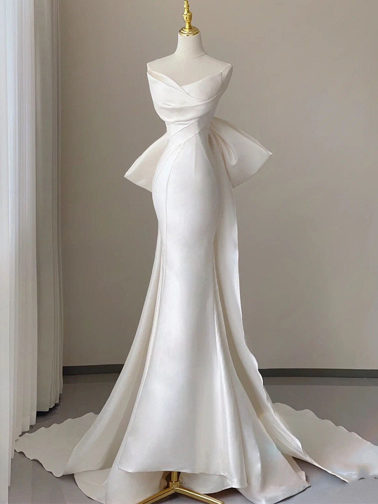 White Mermaid Satin Wedding Dress with Bow Elegant Ivory Bride Dress