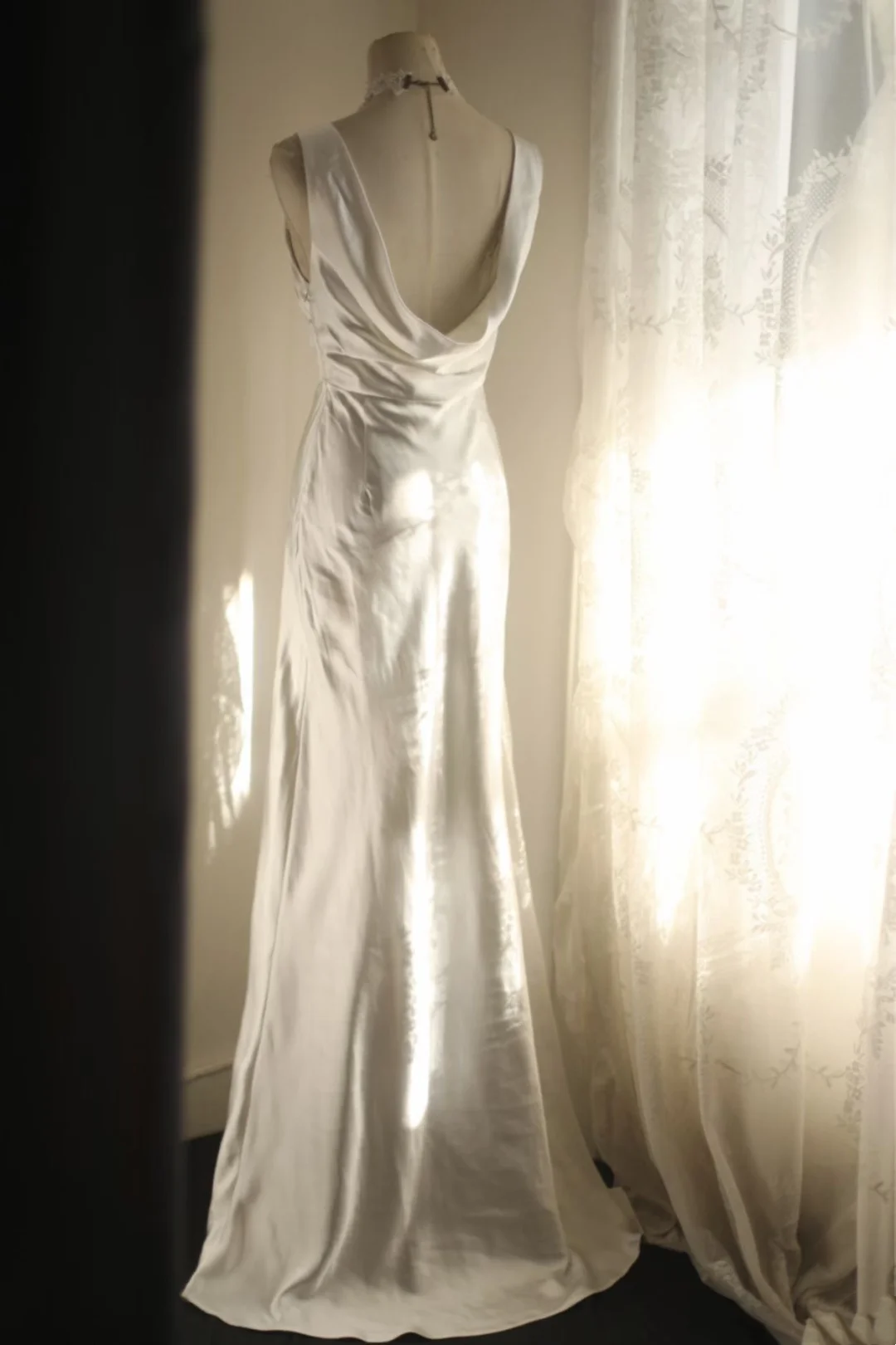 White Sheath Satin Wedding Dress Formal Evening Dress