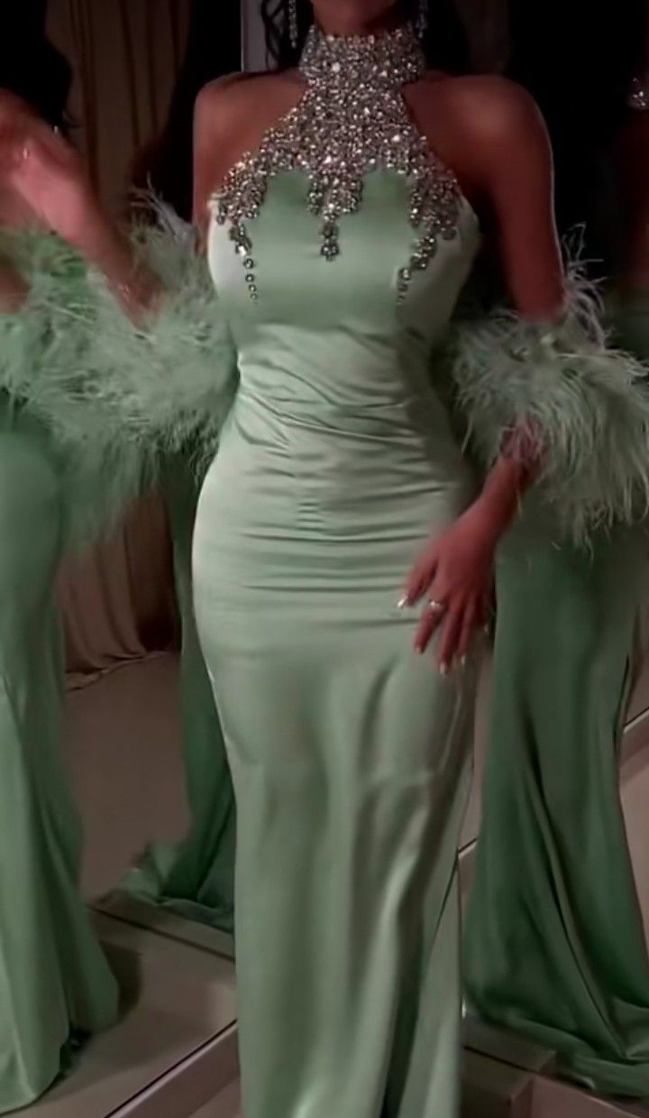 Gorgeous Halter Green Satin Beaded Mermaid Long Party Dress Evening Gown D4796