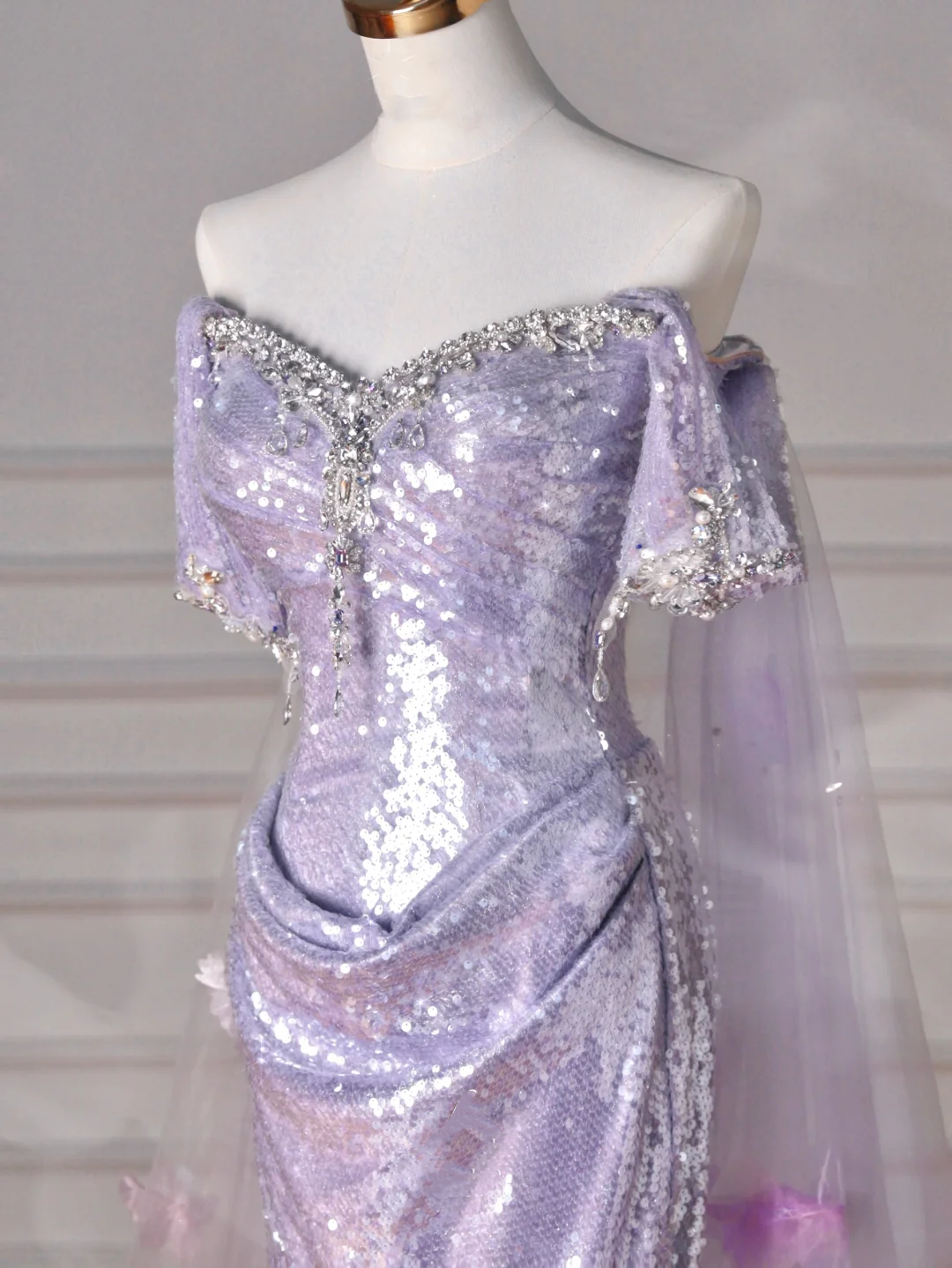 Glitter Lilac Sequin Tulle Beaded Mermaid Slit Evening Dress Off The Shoulder Tulle Appliques Prom Dress Y8632 - View 2 | VelvetHem