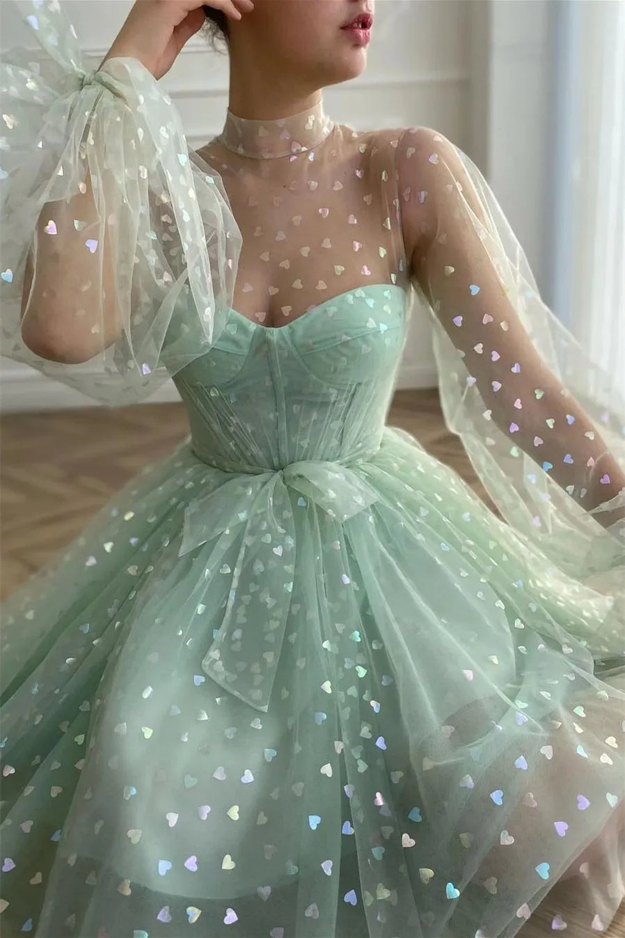 Dazzling High Collar long Sleeves Sweetheart Tulle Homecoming Dresses Mini With Pleats