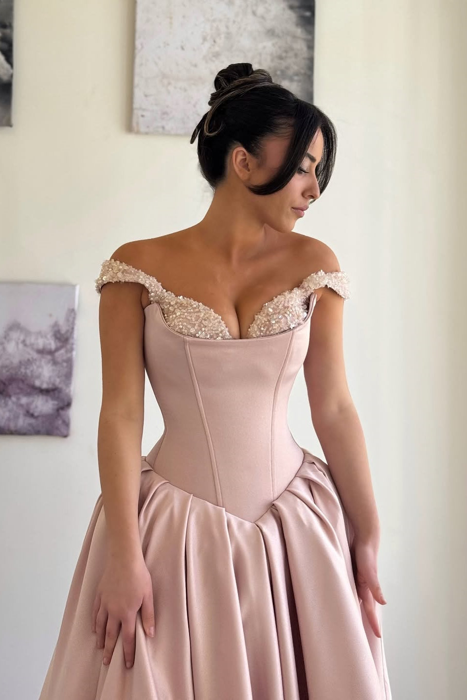 Romantic Dusty Pink Sweetheart Off-the-Shoulder Satin Prom Dresses A-Line With Beads Pleats