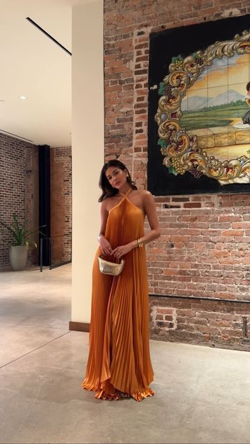 Sexy Halter Pleated Evening Dress Orange Sleeveless Party Prom Dress