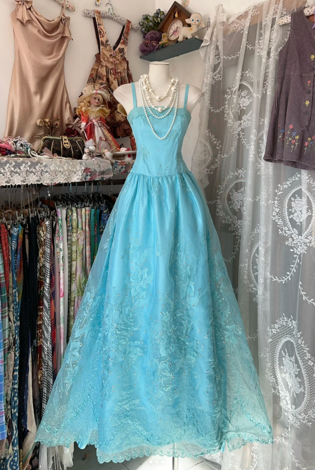 Vintage Spaghetti Straps Blue Tulle Beaded A Line Long Party Dress Formal Wedding Guest Dress