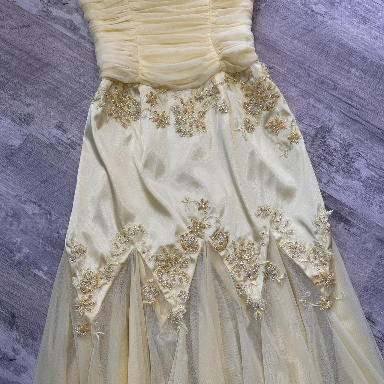 Elegant Strapless Yellow Chiffon Satin Beaded Mermaid Evening Dress Birthday Party Dress