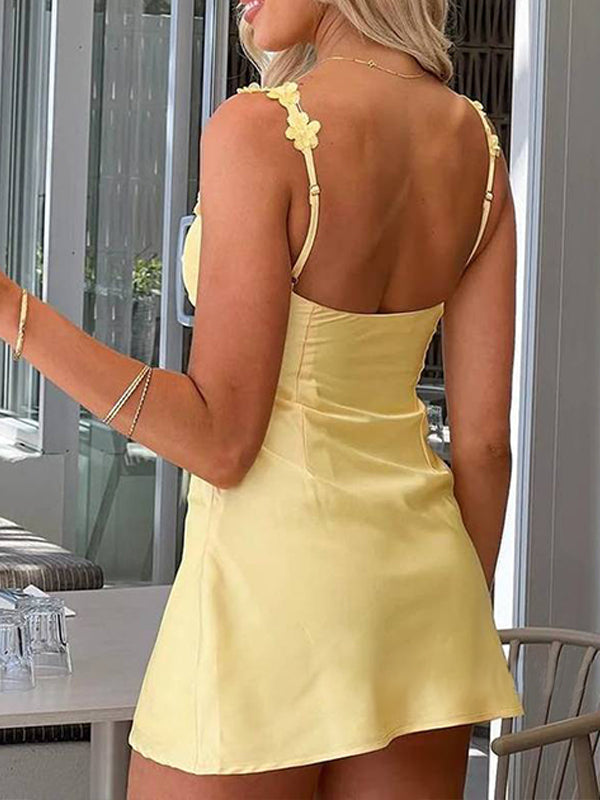 Bodycon Tight Flower Straps Satin Short Homecoming Dress
