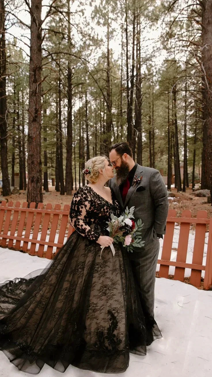 Glamorous Black Lace Wedding Dress,Gothic Bridal Gown (ZD13719)
