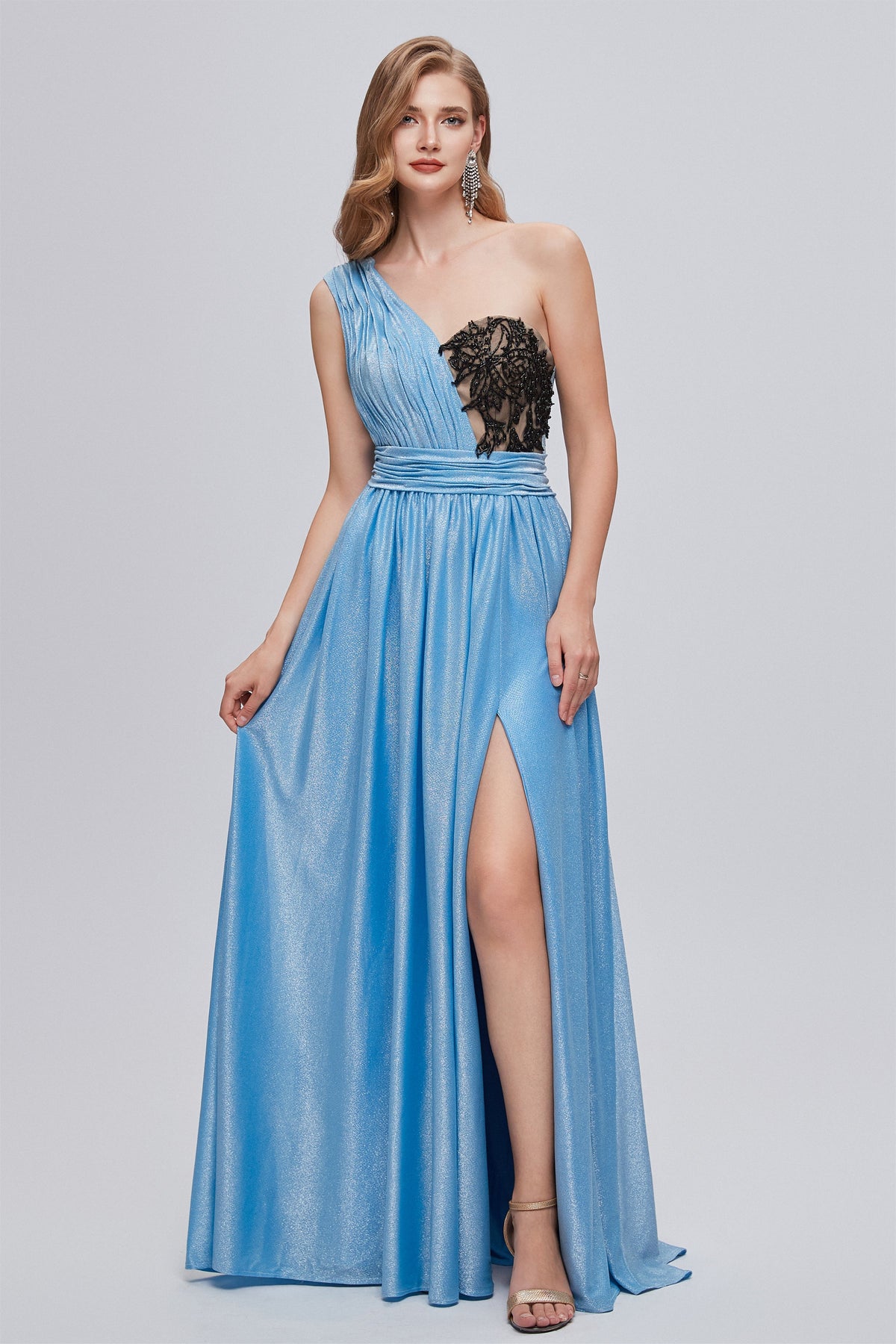 A-Line Floor-Length One-Shoulder Applique Sleeveless High Split Open Back Prom Dress