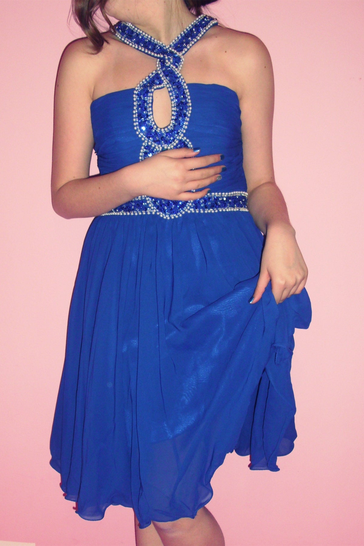 A-Line Halter Knee Length Chiffon Paillette Backless Homecoming Dress