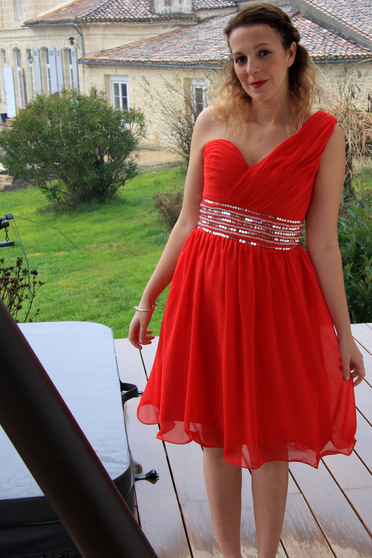A-Line One-Shoulder Knee Length Tulle Spaghetti Homecoming Dress