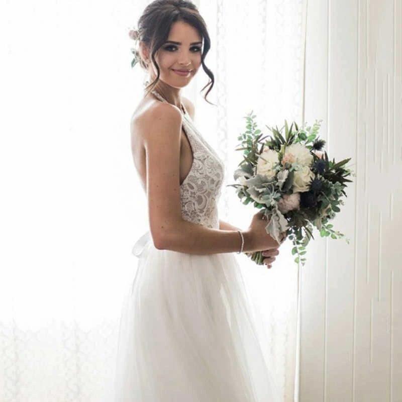 A-Line Round Neck Sweep Train Tulle Wedding Dress with Lace (ZD16019)