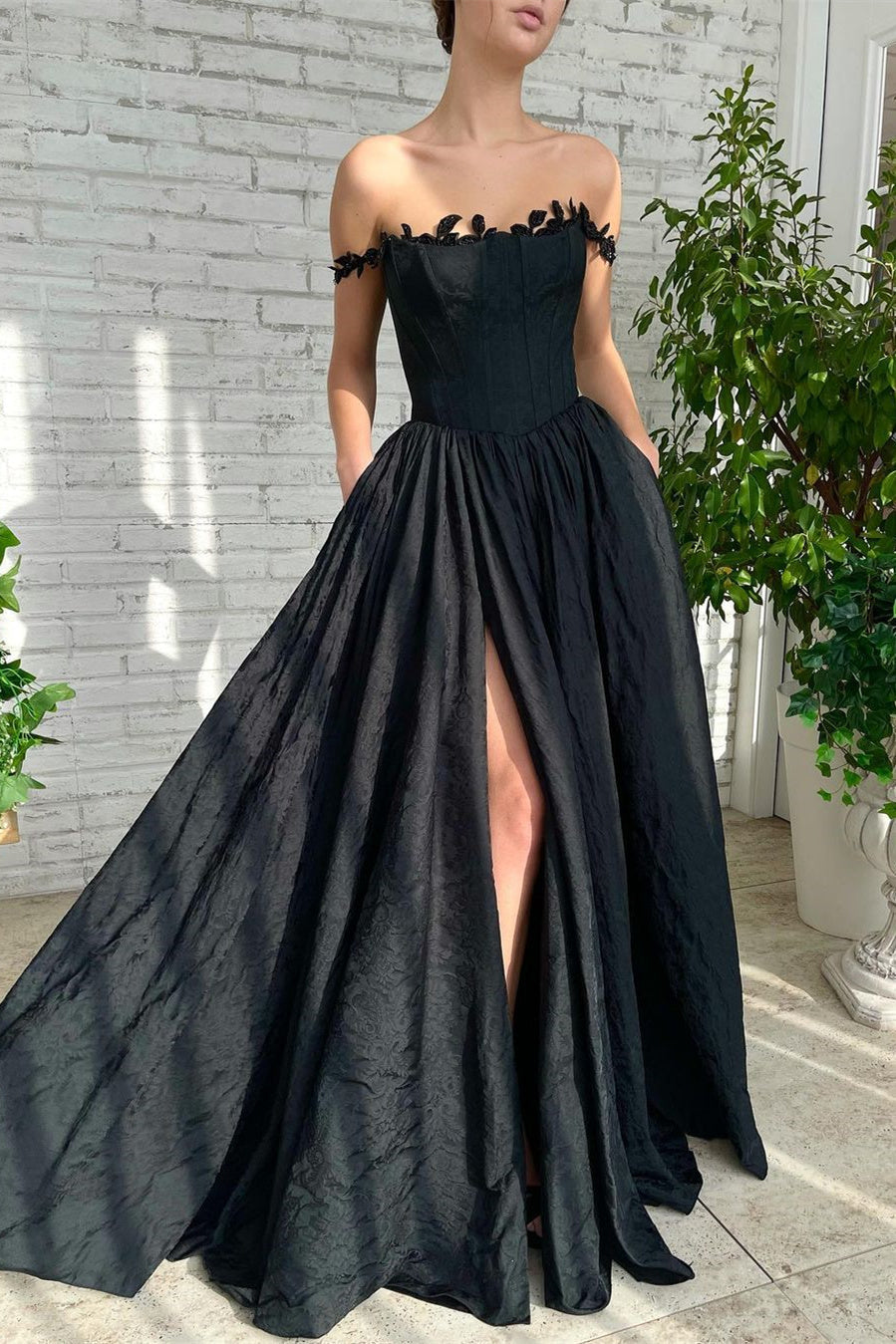 A-Line Strapless Applique Off-the-shoulder Floor-Length High Split Prom Dress