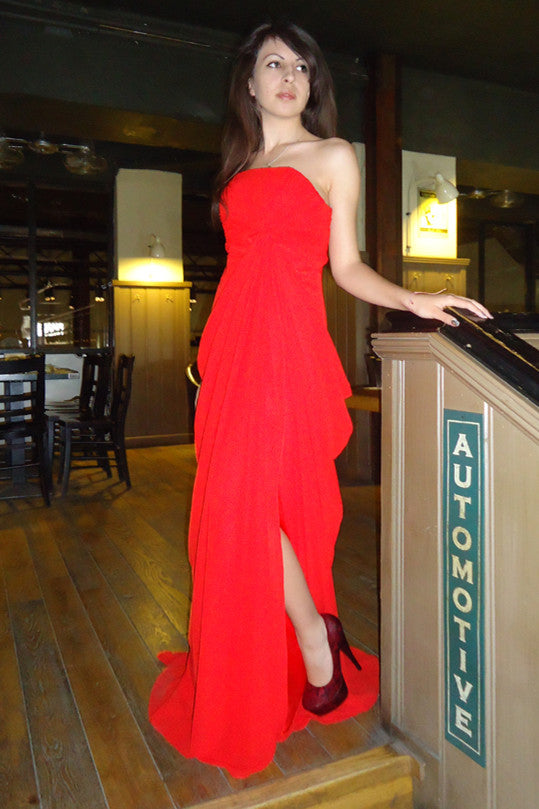 A-Line Strapless Front Slit Floor-Length Chiffon Evening Dress