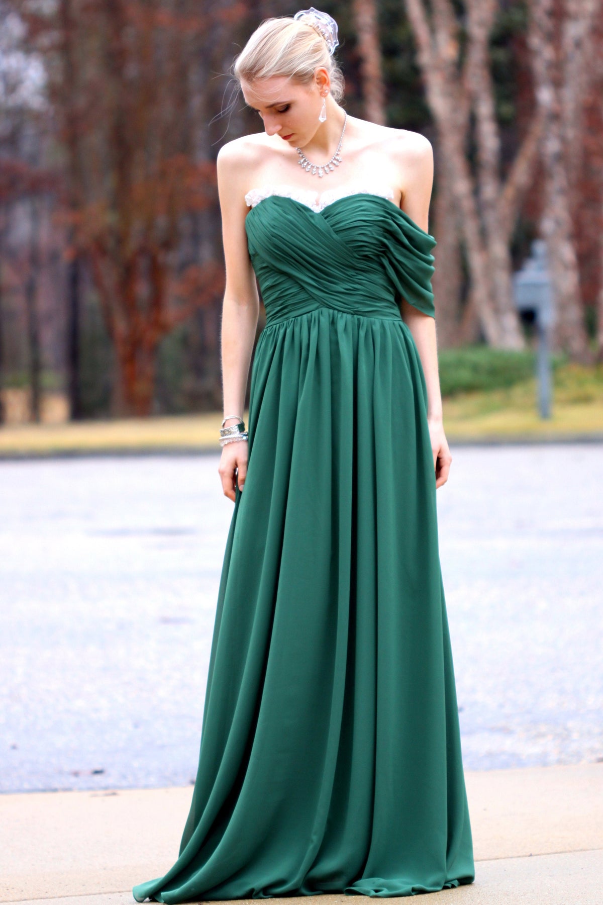 A-Line Sweetheart Floor-Length Chiffon Lace Backless Prom Dress