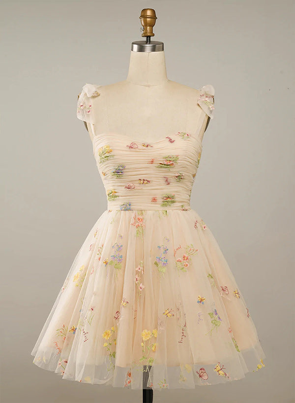 A-Line Sweetheart Sleeveless Tulle Lace Short/Mini Homecoming Dress With Pleated