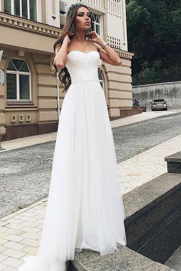 A-Line Sweetheart Sweep Train Tulle Wedding Dress with Appliques (ZD15485)