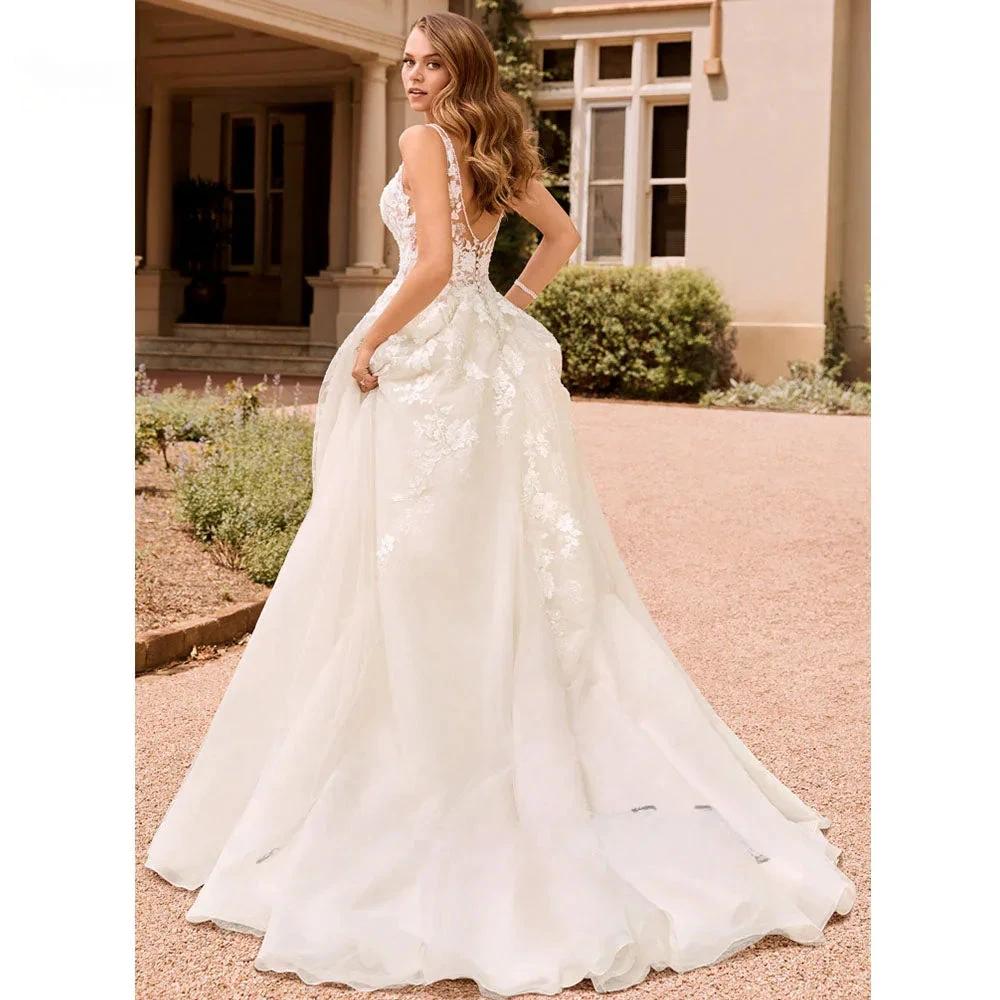 RODDRSYA Boho Elegant Wedding Dresses For Women 2023 V-Neck Lace Appliques Bridal Gowns Backless With Button Vestidos De Novia (ZD13337)