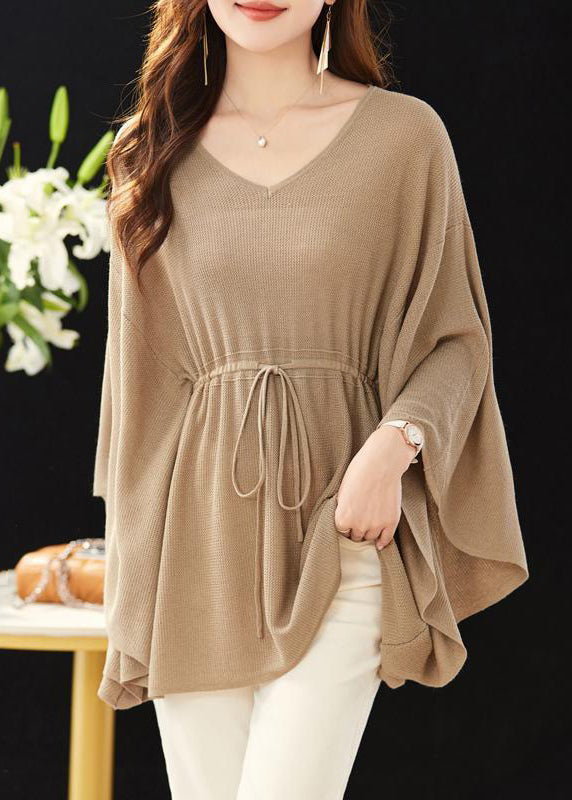 Well Tailored Top with a Graceful Silhouette