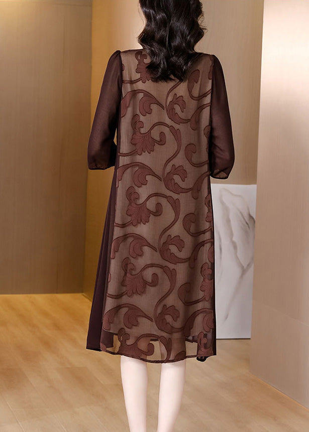 Beautifully Finished Dress in a Timeless Design
