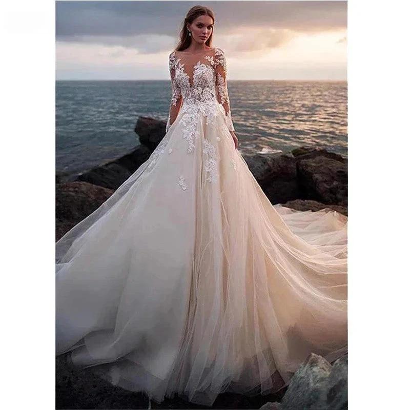 Lace Appliqued Bridal Gown For Women Illusion Long Sleeves Beach Wedding Dress Light Champagne Robe Bride Dresses (ZD13431)