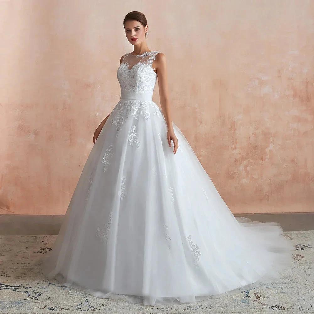 Amazing Long A-line Appliques Lace Tulle Wedding Dress (ZD14403)