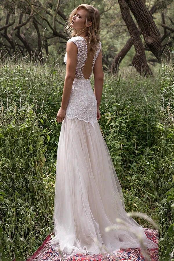 Amazing Long Sheath V-neck Lace Tulle Backless Wedding Dress (ZD16690)