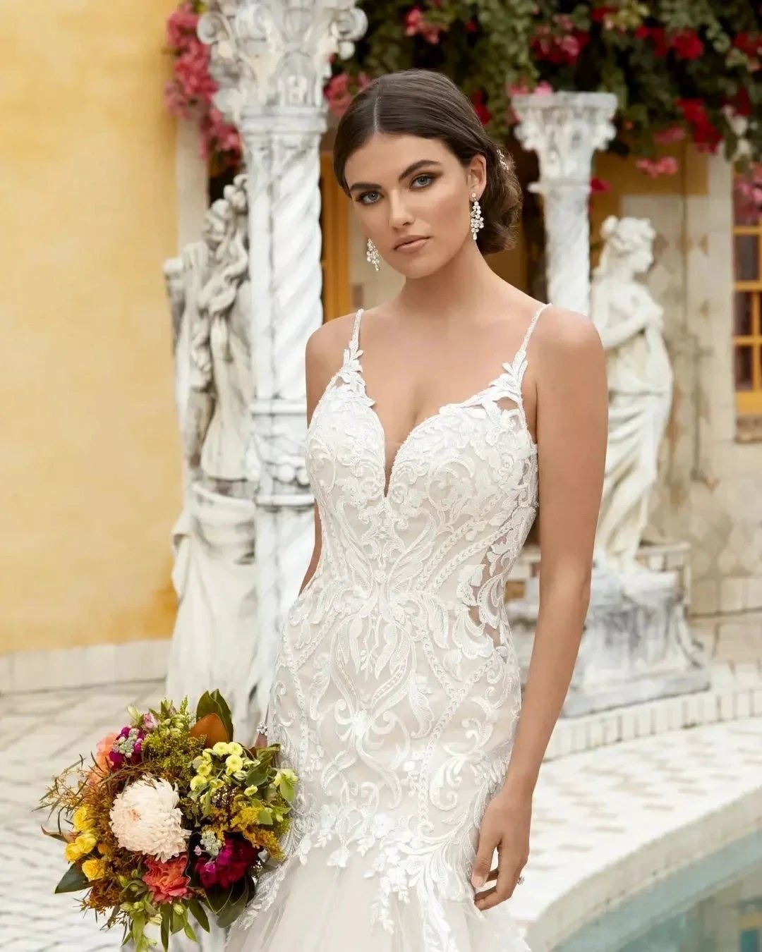 Amazing Mermaid Lace Spaghetti Straps Sleeveless White Long Wedding Dress With Ruffles (ZD15537)