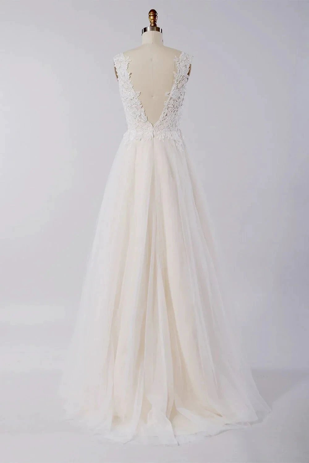 Awesome Appliques Tulle A-line Wedding Dress (ZD13784)