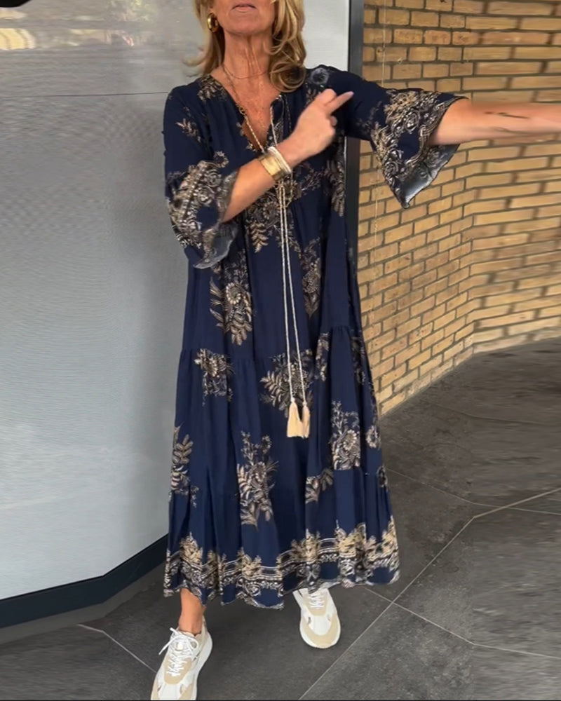 Romina Aesthetic New Vintage Dress with a Loose V Neck Evening Wear Edit